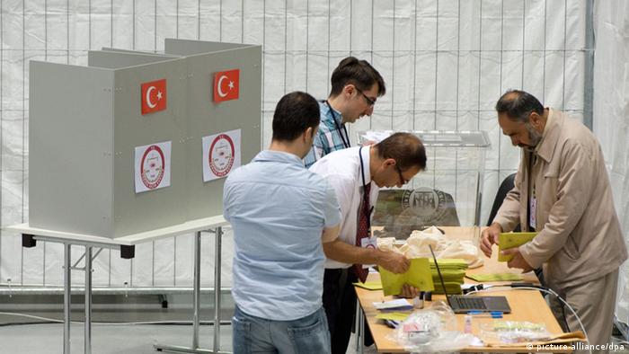 Türkei Präsidentenwahl Wahllokal in Frankfurt