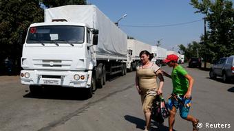 Eπέστρεψαν τα φορτηγά από το κονβόι με την ανθρωπιστική βοήθεια