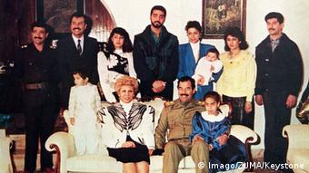 عکس خانوادگی صدام حسین متعلق به سال ۱۹۹۱. 