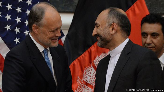 Afeganistão e EUA assinam acordo de segurança