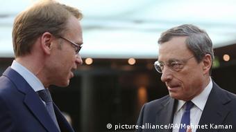 Ο πρόεδρος της ΕΚΤ και ο αντίπαλός του Γενς Βάιντμαν