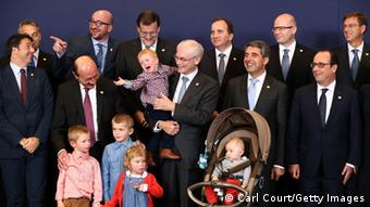 Στην τελευταία του Σύνοδο Κορυφής με την ιδιότητα του προέδρου του Ευρωπαϊκού Συμβουλίου, ο Ρομπέι έφερε και τα έξι εγγόνια του