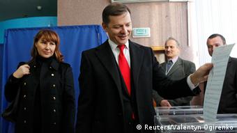 Олег Ляшко на виборчій дільниці 