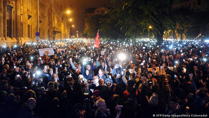 Proteste gegen Internet-Steuer in Ungarn 26.10.2014