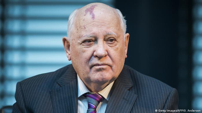 Gorbachev alerta que conflito na Ucrânia pode levar a guerra nuclear