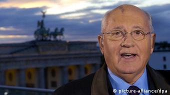 Οι εορτασμοί δεν μπορούν να «σβήσουν» τις επικρίσεις Γκορμπατσόφ 