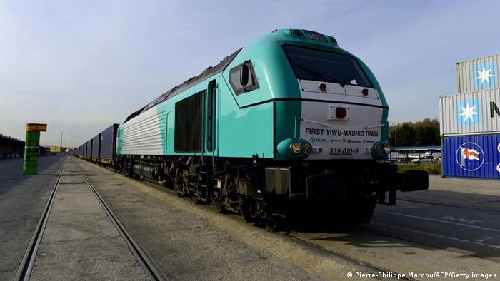 Ankunft in M​​adrid: Güterzug aus Yiwu China Güterzug 09.12.2014