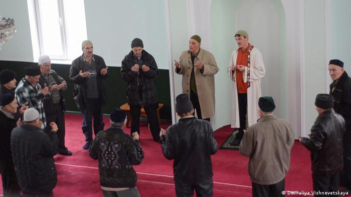 Правозахисники б'ють на сполох через утиски татар у Криму
