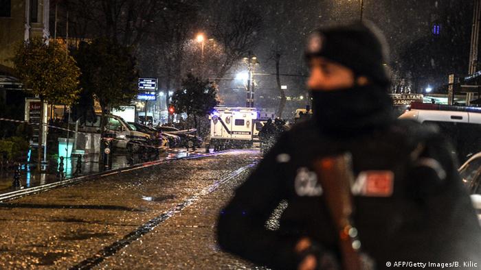 Selbstmordanschlag auf Polizeistation in Istanbul 06.01.2015
