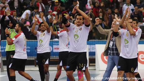 مونديال اليد: مصر تهزم التشيك وتنعش أمالها في التأهل للدور الثاني   عالم الرياضة   DW.DE   20.01.2015