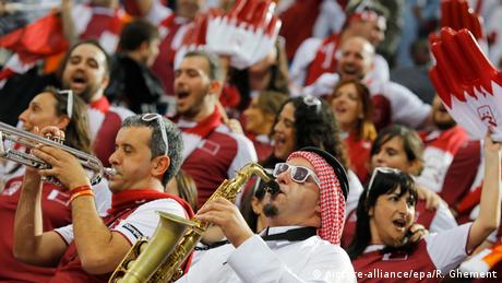 قطر تهزم بولندا وتصعد لنهائي بطولة العالم لكرة اليد   عالم الرياضة   DW.DE   30.01.2015