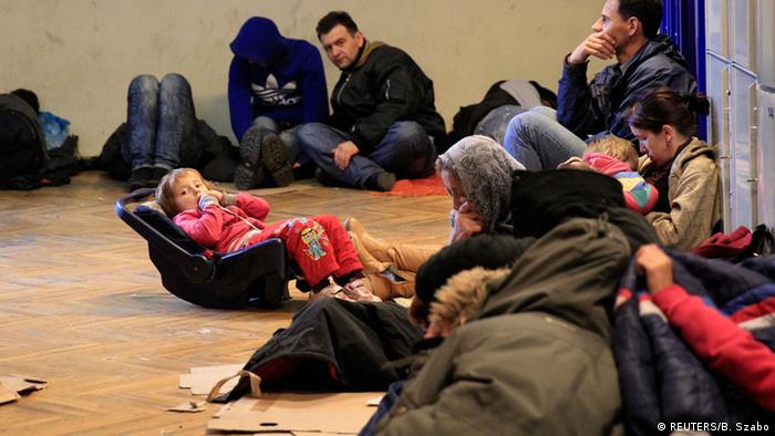 Flüchtlinge aus dem Kosovo in der ungarischen Hauptstadt Budapest (Foto: Reuters)