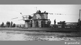 El submarino alemán U 202.