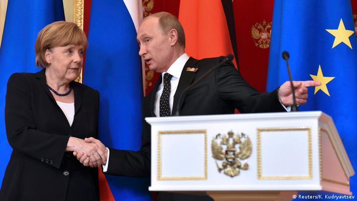 Putin și Merkel la conferința de presă de la Moscova