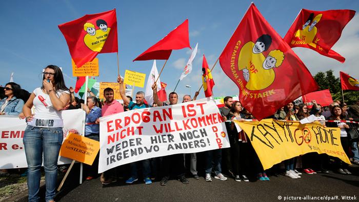 Deutschland Türkei Recep Erdogan in Karlsruhe - Protest