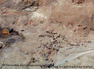 اكتشافات أثرية هامة في غرب الأقصر للمركز الألماني للآثار المصرية 0,,2070113_4,00