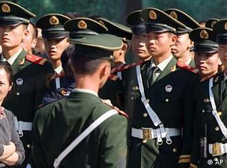 A group of paramilitary officers (AP Photo/Ng Han Guan)