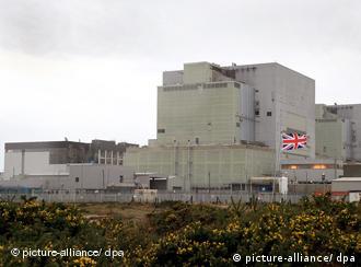 Dungeness A, a nuclear power station in the process of being decommissioned in Kent, England, 10 January 2008. The UK government have officially announced plans to build a new generation of power stations, with no limitations on their numbers. EPA/FRANTZESCO KANGARIS +++(c) dpa - Report+++