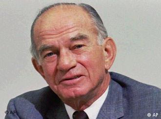 James William Fulbright (1905-1995), früherer US- Senator von Arkansas (