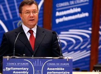 Віктор Янукович виступає перед делегатами ПАРЄ