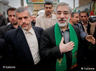در پی اعتراضات به نتیجه انتخابات ریاست جمهوری سال ۸۸، میرحسین موسوی ، زهرا رهنورد و مهدی کروبی در حصر خانگی قرار گرفتند