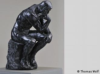 مجسمه "متفکر" ساخت پیکره‌ساز نامدار فرانسوی، آگوست رودن