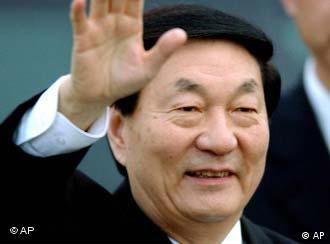 Zhu Rongji headshot, as China Premier, photo 2002/11/18 
